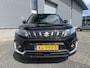 Suzuki Vitara 1.0 Boosterjet Stijl Automaat | All Season Banden | Apple Carplay & Android Auto | Elek. Schuif/Kantel Dak | Adaptieve Cruise Control
