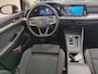 Volkswagen Golf Variant 1.0 eTSI Life Business / AUTOMAAT/ CAMERA/ PARK. SENSOREN/ MEMORY SEATS/ ADAPT. CRUISE/ STOEL-STUURVERWARM./ NAVI/ CLIMA/ 17" LMV