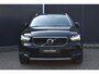 Volvo XC40 T2 Momentum | Automaat | Navigatie | Parkeercamera | Parkeersensoren voor en achter | Apple Carplay | Android Auto | Climate Control | Cruise Control