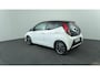 Toyota Aygo 1.0 VVT-i x-cite ultimate | Rijklaar | LM Velgen | Apple Carplay/-Android Auto | Camera achter