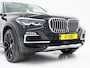 BMW X5 xDrive45e High Executive | Panoramadak | Leder | Trekhaak | Luchtvering | HUD | Camera | Sfeerlicht | Carplay