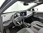 Volkswagen ID.4 Pro Limited Edition 77 kWh 286 PK | Trekhaak | Apple Carplay | Stoelverwarming | Android Auto | Keyless acces | Dodehoeksensoren | Camera | Ruiten getint | Navigatie | 19" Lichtmetalen velgen | Parkeersensoren | Adaptieve cruise control |