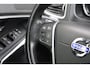 Volvo V40 1.6 T4 Momentum | Sensus Navi. | Digi. Cockpit | 17" LM Gloss Black | PDC Achter | Ambienteverl. | LED |