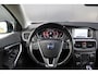 Volvo V40 1.6 T4 Momentum | Sensus Navi. | Digi. Cockpit | 17" LM | PDC Achter | Ambienteverl. | LED |