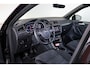 Volkswagen Tiguan 1.5 TSI R-line Panoramadak, Camera, LED, Keyless, ACC, Massage