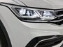 Volkswagen Tiguan Allspace 1.5 TSI R-Line Business+ 7p. | 150 PK | Automaat | Trekhaak (Elektronisch Zwenkbaar) | Digital Cockpit PRO | Panorama Dak | Navigatie | Stoel en Stuurverwarming | Harman - Kardon Geluidsysteem | Camera