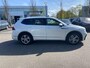 Volkswagen Tiguan Allspace 1.5 TSI R-Line Business+ 7p. | 150 PK | Automaat | Trekhaak (Elektronisch Zwenkbaar) | Digital Cockpit PRO | Panorama Dak | Navigatie | Stoel en Stuurverwarming | Harman - Kardon Geluidsysteem | Camera