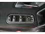 Mercedes-Benz CLA 200 Business Solution AMG (SFEERVERLICHTING, CAMERA, LED, STOELVERWARMING, DEALER ONDERHOUDEN)