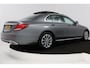Mercedes-Benz E-klasse 200 Premium (PANORAMADAK, SFEEVERLICHTING, CAMERA, STOELVERWARMING, DEALER ONDERHOUDEN)