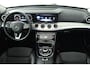 Mercedes-Benz E-klasse 200 Premium (PANORAMADAK, SFEEVERLICHTING, CAMERA, STOELVERWARMING, DEALER ONDERHOUDEN)