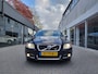 Volvo V70 2.0T R-Edition Dealer onderhouden Origineel NL Stoelverwarming Navi Clima 19 inch Trekhaak Spoiler PDC Telefoon Regensen