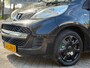 Peugeot 107 1.0-12V Urban Move Exclusive Lage km's 2e eig Airco 5drs in nieuwstaat