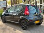 Peugeot 107 1.0-12V Urban Move Exclusive Lage km's 2e eig Airco 5drs in nieuwstaat