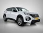 Peugeot 2008 SUV Business Hybrid 110pk Automaat | Navigatie | Achteruitrijcamera | cruise control | Climate Control | 17"LMV | Apple Carplay/Android Auto |