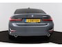 BMW 3-Serie 330i High Executive (PANORAMADAK, STOELVERWARMING, CAMERA, COMFORTZETELS, DEALER ONDERHOUDEN)