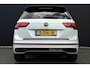Volkswagen Tiguan 1.5 TSi Automaat R-Line Business+ LED IQ Light | Zwart Leder | Panoramadak | Virtual | Carplay | Keyless | Trekhaak