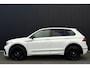 Volkswagen Tiguan 1.5 TSi Automaat R-Line Business+ LED IQ Light | Zwart Leder | Panoramadak | Virtual | Carplay | Keyless | Trekhaak
