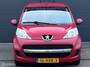 Peugeot 107 1.0-12V XS 5 deurs - APK T/M 16-04-2027 - 2E EIGENAAR - NAP - NL AUTO - EL. RAMEN - CPV - RADIO/CD - STUURBEKRACHTIGING -