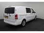 Mercedes-Benz Vito 116 CDI Lang L2H1 2022 Carplay | LED | Navigatie | Trekhaak | Airco | Camera | Parkeersensoren | Lichtmetaal | Stoelverwarming | Cruise control | Elektrische ramen + spiegels |