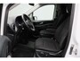 Mercedes-Benz Vito 116 CDI Lang L2H1 2022 Carplay | LED | Navigatie | Trekhaak | Airco | Camera | Parkeersensoren | Lichtmetaal | Stoelverwarming | Cruise control | Elektrische ramen + spiegels |