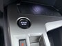 Peugeot 408 Allure - Elektrisch | 19" lichtmetalen velgen 'GRAPHITE' | Elektrische parkeerrem | Extra getinte achterste zijruiten en achterruit