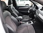 Audi Q3 2.0 TFSI quattro Pro Line Pano 3e eigenaar NAP Xenon Nw koppeling Cruise Leder Navi APK Trekhaak Cruise Airco PDC