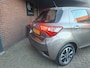 Toyota Yaris 1.5 Hybrid Design Red Navigatie / Achteruitrijcamera / Cruise Controle / Bluetooth /