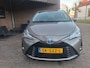 Toyota Yaris 1.5 Hybrid Design Red Navigatie / Achteruitrijcamera / Cruise Controle / Bluetooth /