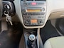Fiat Punto Grande 1.4-16V Sport/ met onderhoudshistorie, Airco, Sportvelgen, NAP en een nieuwe APK!!!