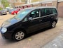 Volkswagen Touran 2.0-16V FSI Highline/ 7 Persoons/ met Airco, NAP en een nieuwe APK!!!