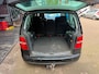 Volkswagen Touran 2.0-16V FSI Highline/ 7 Persoons/ met Airco, NAP en een nieuwe APK!!!