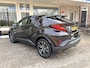 Toyota C-HR / C-HR+ 1.8 Hybrid Executive 23.000 K.M. Verw.+in hoogte verst.b. stoelen/Leder stuur+bekl.//Navi Full M./Achteruitrij cam./Park.sens. v+a/Keyless entry+start/Dodehoek detect./Adapt. kopl.+cruisecontr./Audio instal. Premium/18 Inch