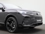 Volkswagen Tiguan 1.5 eHybrid R-Line Edition 204 PK| Origineel Nederlands | 1e Eigenaar | Panoramadak | Trekhaak | Navigatie | Dodehoekdetectie | Black Style