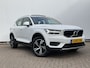 Volvo XC40 1.5 T3 Momentum Pro Panoramadak Hoge zit Trekhaak(tegen meerprijs)