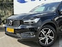 Volvo XC40 1.5 T3 R-Design | Trekhaak | Navi | Camera | LED | 18 inch