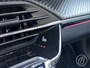 Peugeot 2008 1.2 Turbo 130pk GT-Line M6 Verwarmde voorstoelen, Navigatie via Apple Carplay of Android Auto