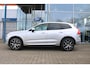 Volvo XC60 2.0 B5 Momentum Exclusive | Trekhaak | Stoelverwarming | Adaptive Cruise Control | 360 Camera | Navigatie |