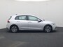 Volkswagen Golf 1.4eHybrid 110kW/204PK Style DSG · Apple/Android Car Play · Stoel- & Stuurverwarming · Navigatie