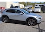 Mazda CX-30 2.0 SkyActiv-X Luxury Navigatie/Achteruitrijcamera/Bose/Trekhaak/Keyless Entry/Head-Up-Display/Leder&Stoelverwarning/Sensoren V&A/Climate&Cruisecontrol/Bleutooth met Spraakbediening/18 Inch Lmv
