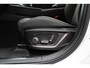 Lynk & Co 01 1.5 More | 360 Graden camera | Actieve LED Koplampen | Schuif-/Kanteldak | Premium Audio By Harman Kardon | Sfeerverlichting | Dodehoekassistent | Adaptieve Cruise Control | Stuurverwarming | Stoelverwarming | Bestuurdersstoel met geheugen | Getint glas | Elektrisch bedienbare achterklep | Draadloos telefoonoplader