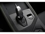 Lynk & Co 01 1.5 More | 360 Graden camera | Actieve LED Koplampen | Schuif-/Kanteldak | Premium Audio By Harman Kardon | Sfeerverlichting | Dodehoekassistent | Adaptieve Cruise Control | Stuurverwarming | Stoelverwarming | Bestuurdersstoel met geheugen | Getint glas | Elektrisch bedienbare achterklep | Draadloos telefoonoplader