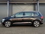 Volkswagen Touran 1.5 TSI Highline Business R, Camera, Stoelverw.,Trekhaak, 5Persoons