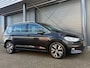 Volkswagen Touran 1.5 TSI Highline Business R, Camera, Stoelverw.,Trekhaak, 5Persoons
