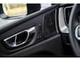 Volvo XC60 2.0 T6 Plug-in hybrid AWD Ultra Black Edition | Adaptieve Cruise Control | Panoramadak | 360° Parkeercamera | Harman Kardon Audio | Head-Up Display | Dodehoek Detectie | Stoel-/Stuurverwarming |