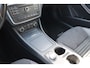 Mercedes-Benz CLA 180 Ambition AMG Automaat Navigatie/parkeerassistent/Trekhaak/Climate control/Cruise control/Keyless Entry/Bluetooth met Spraakbediening/18'' Licht metaal