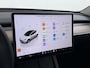 Tesla Model Y Long Range AWD 514pk Warmtepomp SOH 93% Leder Panoramadak Matrix-LED Autopilot Elektr.Stuur+Stoel+Verwarmd Navi Ecc Premium Audio Keyless Priv.Glass Elektr.Stuur+Stoel+Verwarmd Navi Ecc Premium Audio Keyless Privacy Glass 4WD 1e Eigenaar Fabrieksgarantie tot 23-2-2027 Garantie op Accu en Motoren 23-02-2031/192.000km