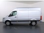 Mercedes-Benz Sprinter 319 CDI 190 PK | L2 H2 | AUTOMAAT | PRO | LED | KUNSTLEDER ZWART BEKLEDING | CAMERA | BETIMMERDE LAADRUIMTE | CARPLAY EN ANDROID AUTO | CRUISE | AIRCO | 17" LICHTMETALEN VELGEN | LUCHTGEVEERDE BESTUURDERSSTOEL | CERTIFIED