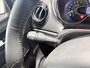 Renault Captur 0.9 TCe Helly Hansen Airco | Audio-Navigatie Full Map | Cruise Control | Keyless Entry | lichtmetalen Velgen 17'' | Parkeersensor Achter | Regensensor | Start/Stop Systeem | Achteruitrijcamera | Voorstoelen Verwarmd