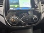 Renault Captur 0.9 TCe Helly Hansen Airco | Audio-Navigatie Full Map | Cruise Control | Keyless Entry | lichtmetalen Velgen 17'' | Parkeersensor Achter | Regensensor | Start/Stop Systeem | Achteruitrijcamera | Voorstoelen Verwarmd