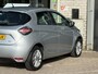 Renault Zoe R110 Zen 52 kWh | Achteruitrijcamera | Stoel & stuur verwarming | DAB | LED | Airco | Cruise Control | Key-less | Draadloze telefoon lader | Lichtmetaal |